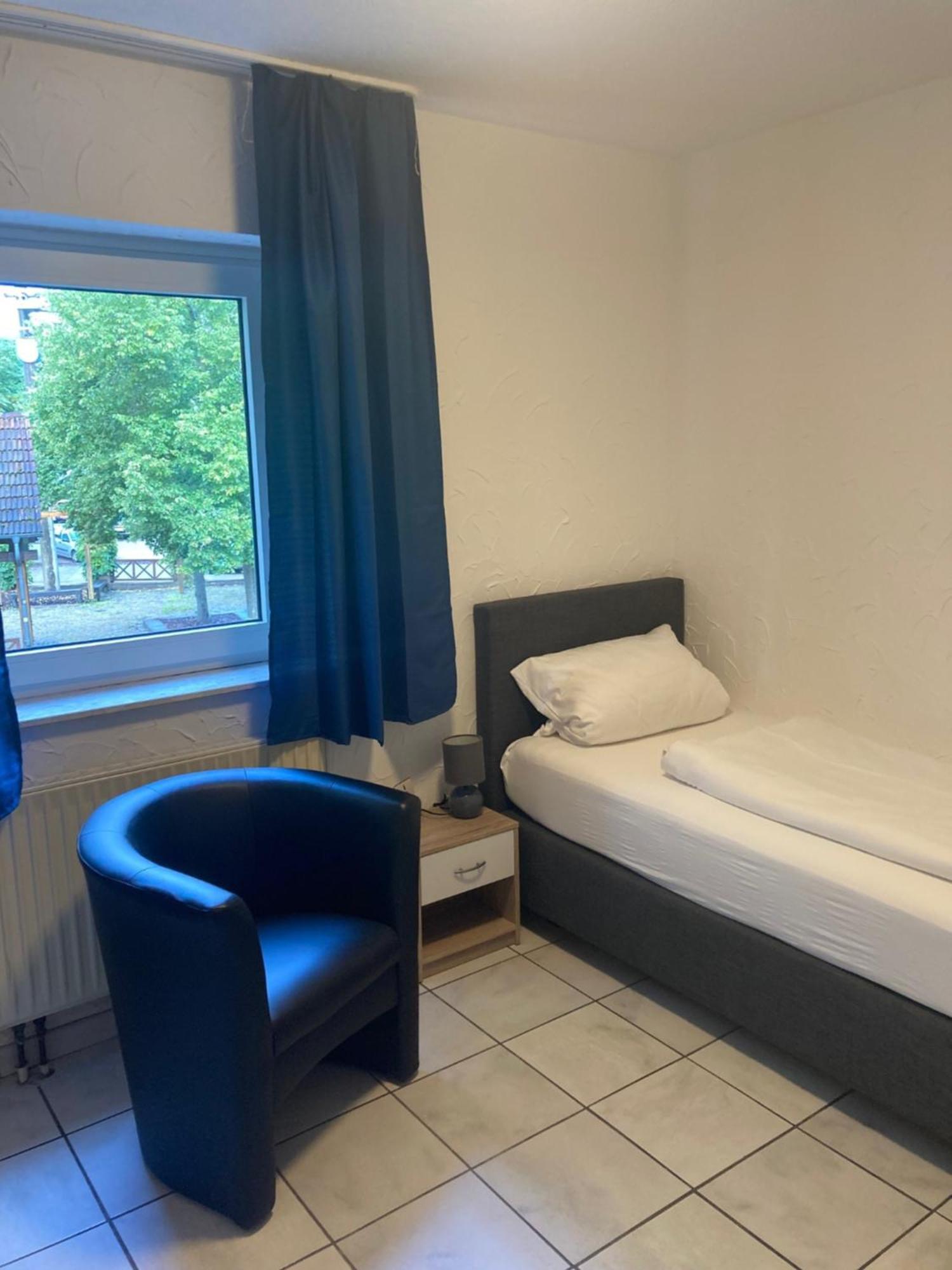 Hotel Zur Schlemmerscheune Weilerbach Exterior foto